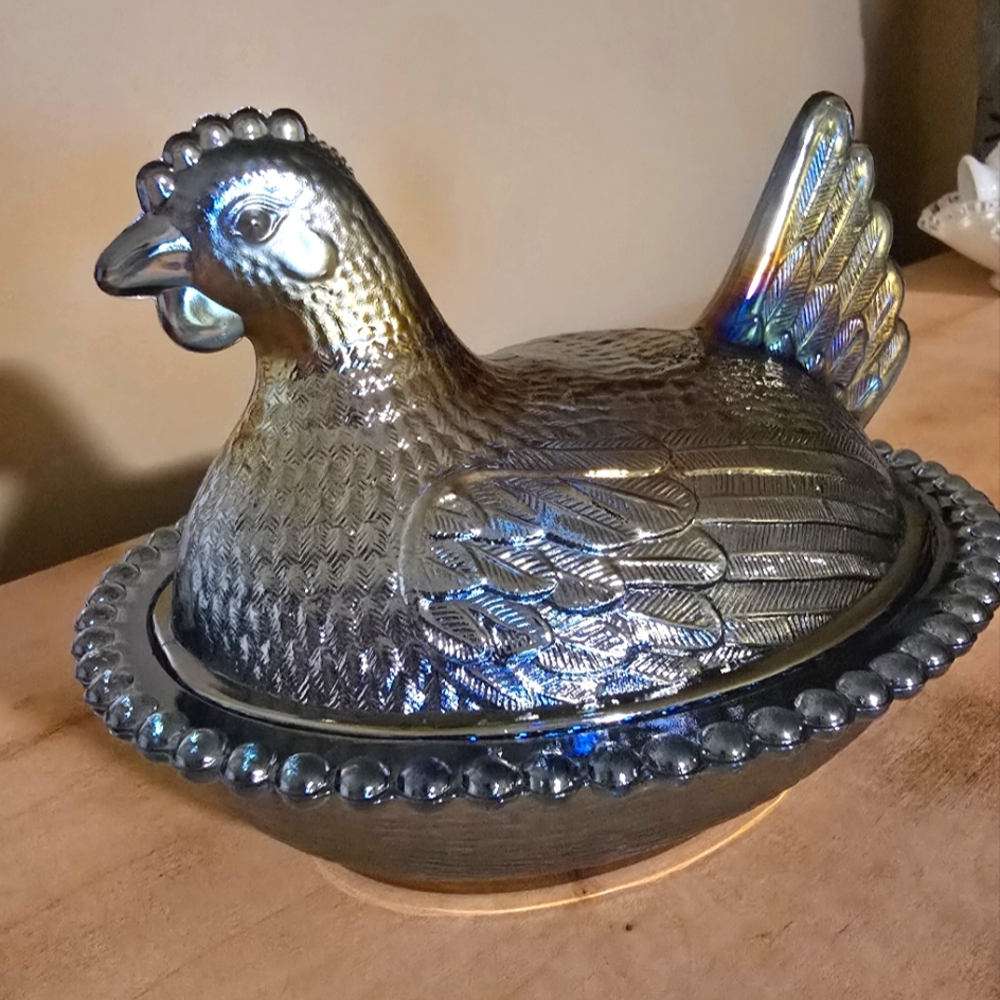Indiana Glass Vtg Iridescent Blue Hen On A Nest